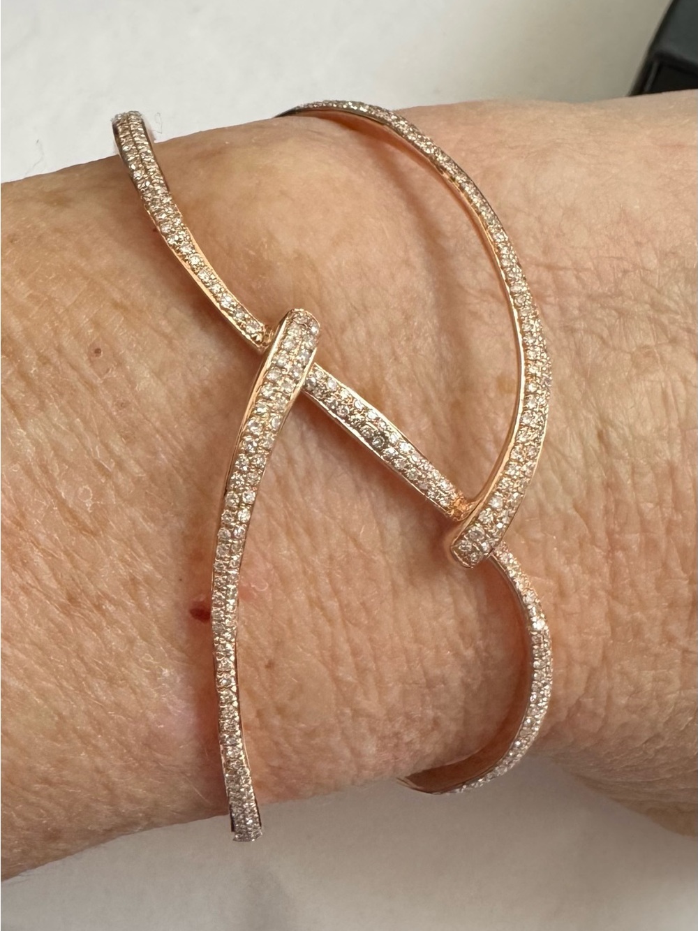 Beautiful EFFY 14k ROSE GOLD Diamond Hinged Bangle Cuff Bracelet 18 grams